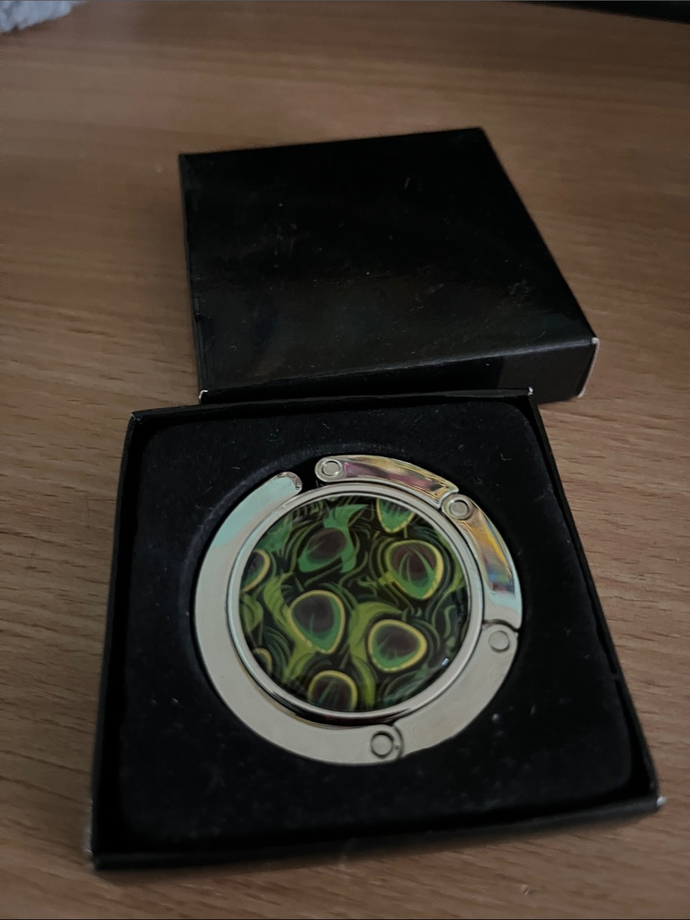 Foldable Purse Hook with Green Peacock Pattern